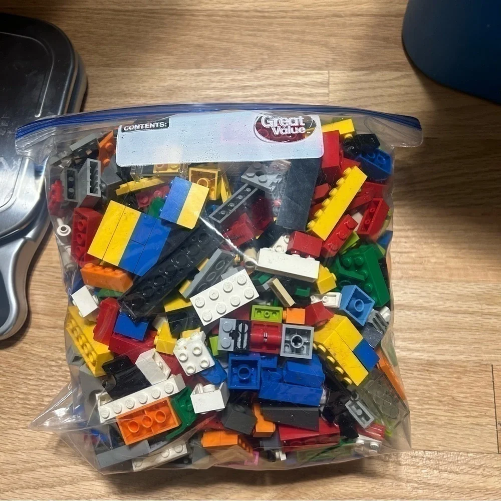 Lego 2 lb Random Building Blocks Lot Miscellaneous Bundle Window